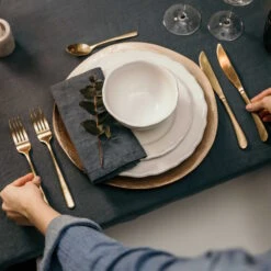 Deko-Teller Organisch Ø32cm BANQUET In Gold 5 Deko-Teller Organisch Ø32cm BANQUET In Gold -Butlers Geschäft butlers deko teller organisch o32cm banquet in gold 3