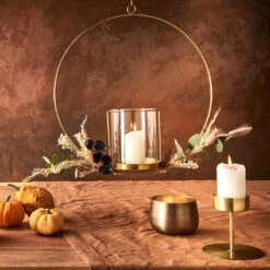 Hängedeko-Ring Mit Glaseinsatz Ø40cm LUNA In Gold -Butlers Geschäft butlers hangedeko ring mit glaseinsatz o40cm luna in gold 4