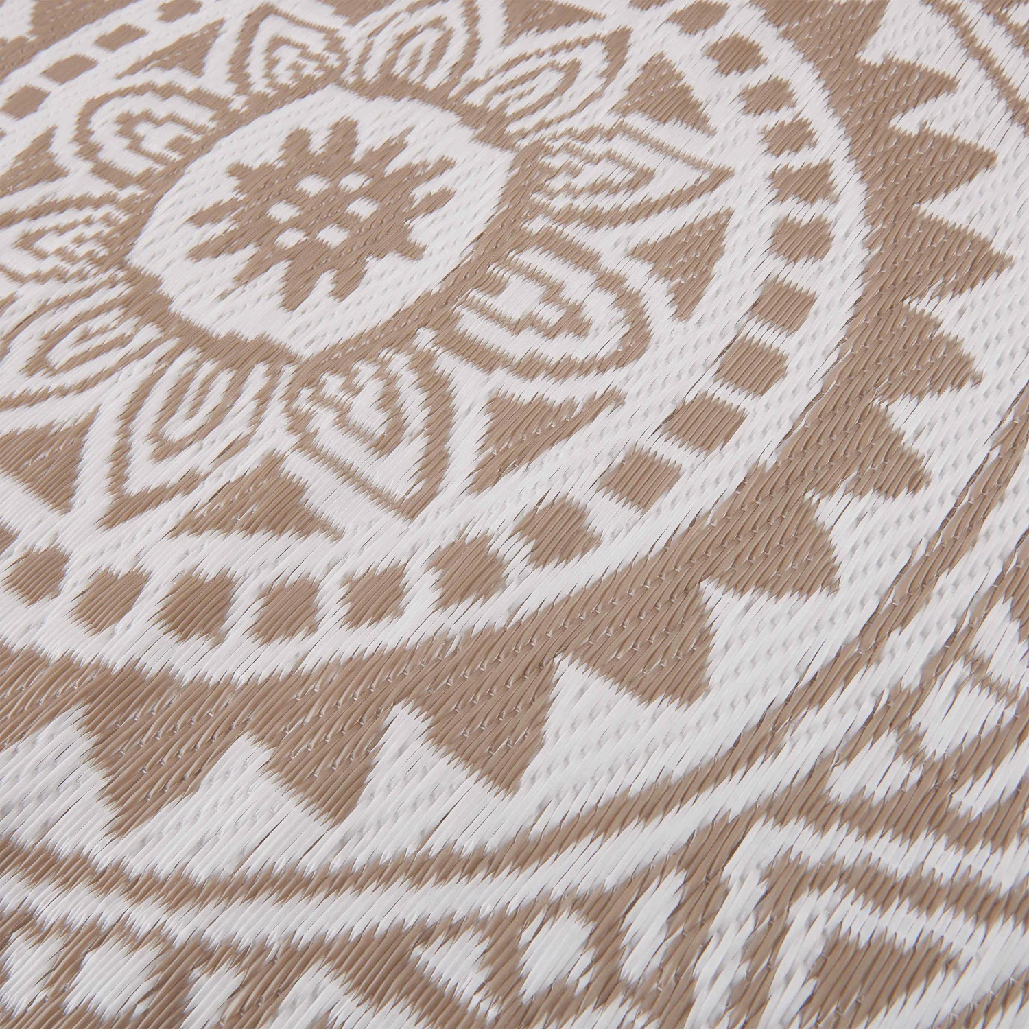 In- & Outdoor-Teppich Circles L 180 x B 118cm COLOUR CLASH in Beige In- & Outdoor-Teppich Circles L 180 X B 118cm COLOUR CLASH In Beige -Butlers Geschäft butlers in and outdoor teppich circles l 180 x b 118cm colour clash in beige 4