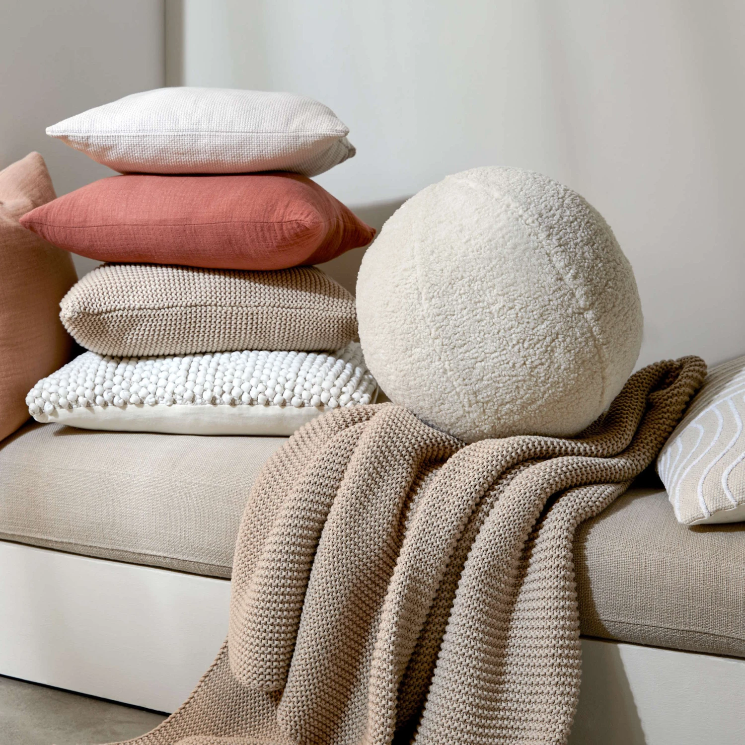 Kissen L 45 x B 45cm LAINETTE in Rosé Kissen L 45 X B 45cm LAINETTE In Rosé -Butlers Geschäft butlers kissen l 45 x b 45cm lainette in rose 2