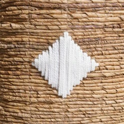 Korb Aus Bananenblatt Ø37cm BANANAS In Natur-Weiß -Butlers Geschäft butlers korb aus bananenblatt o37cm bananas in natur weiss 2