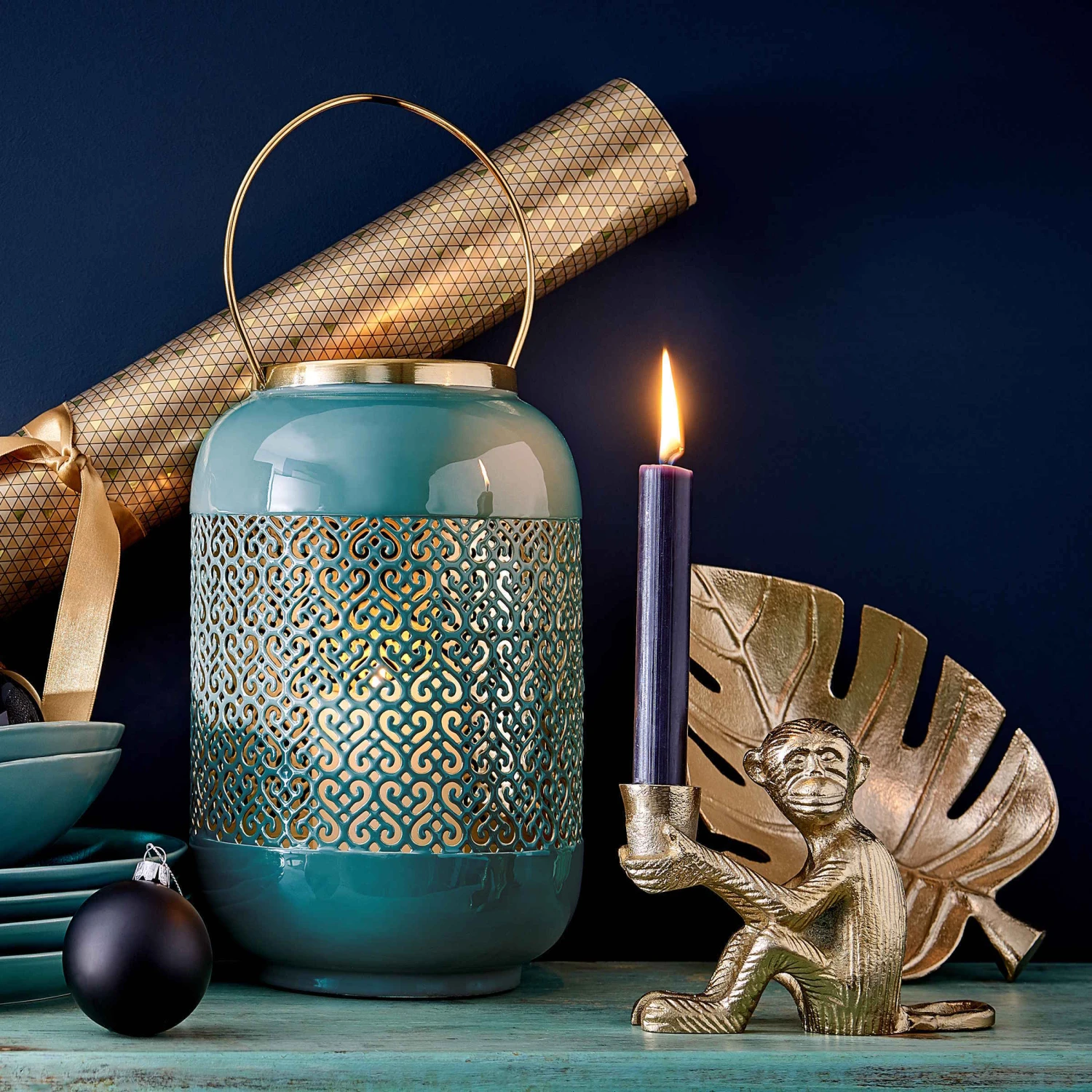 Laterne H 27cm EMILIE in Petrol Laterne H 27cm EMILIE In Petrol -Butlers Geschäft butlers laterne h 27cm emilie in petrol 1