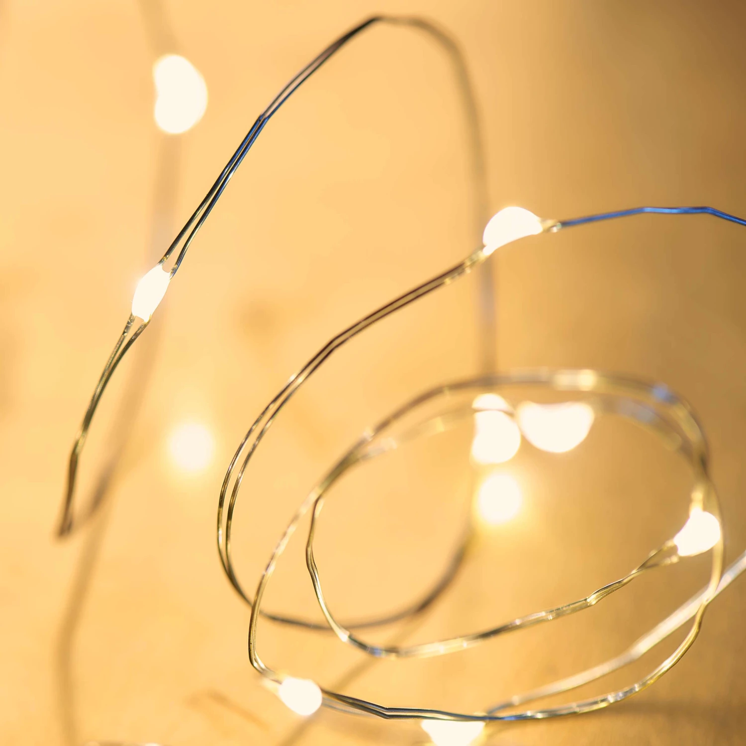 LED Lichterkette 20 Lichter mit USB-Batteriefach TWINE LIGHTS in Transparent LED Lichterkette 20 Lichter Mit USB-Batteriefach TWINE LIGHTS In Transparent -Butlers Geschäft butlers led lichterkette 20 lichter mit usb batteriefach twine lights in transparent 3